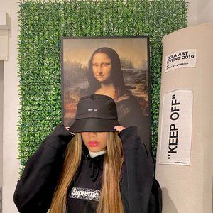 BUCKET HAT